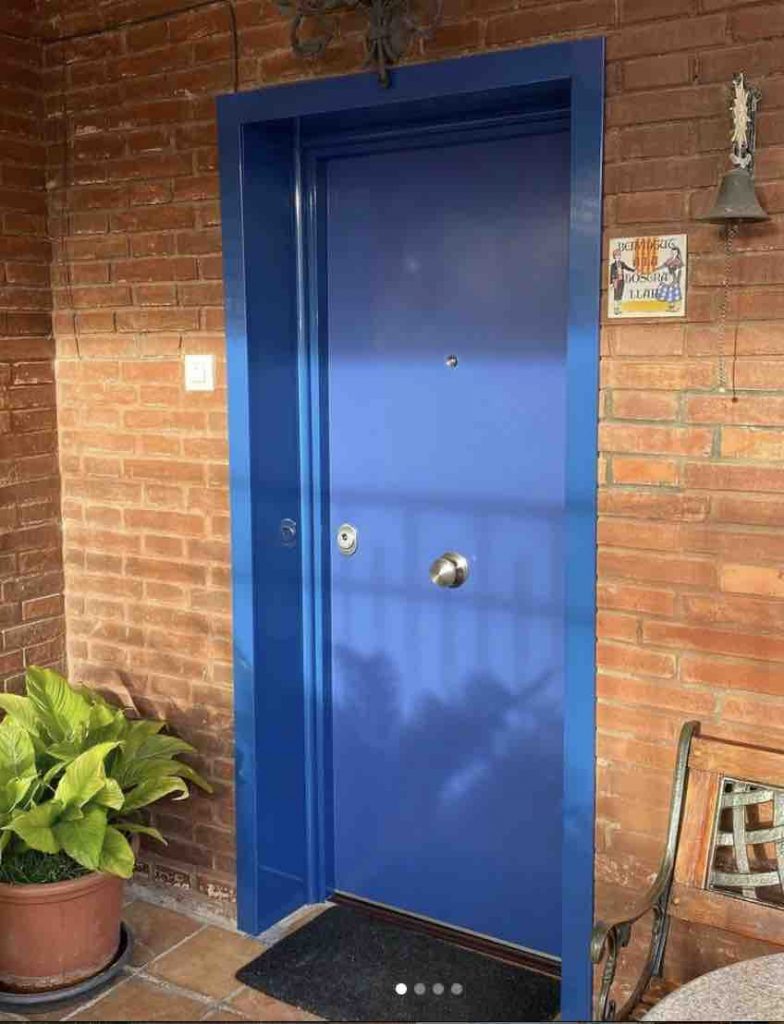 PUERTAS DE ENTRADA LLEIDA
